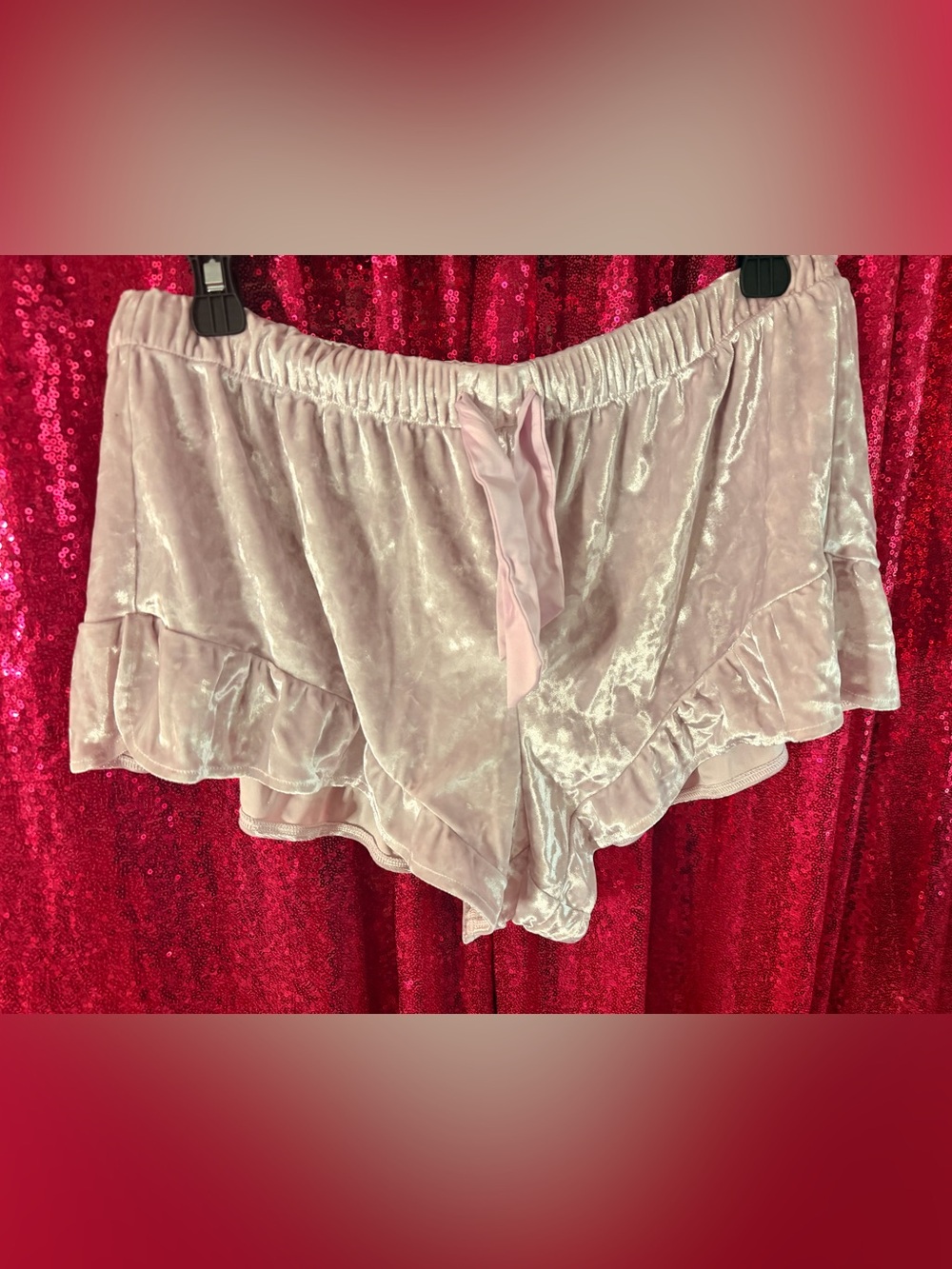 Velvet Ruffled Shorts in Pale Pink